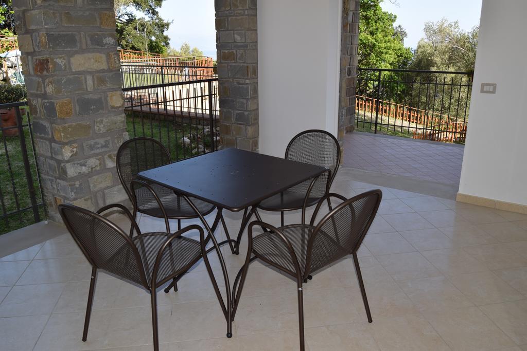 Al Boschetto Apartment Scario Bagian luar foto