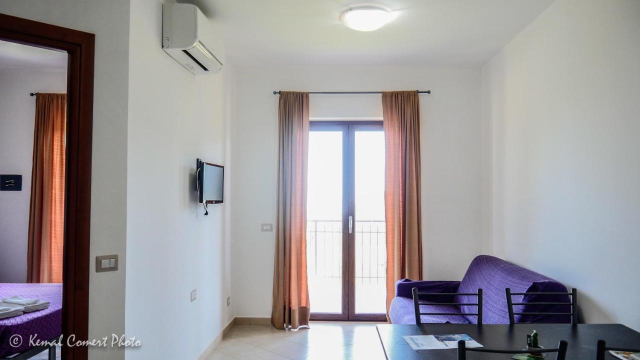 Al Boschetto Apartment Scario Bagian luar foto